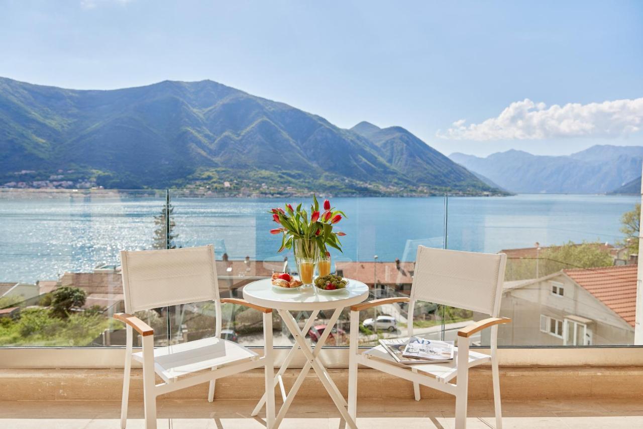 Apartment Noa With Sea View Kotor Luaran gambar