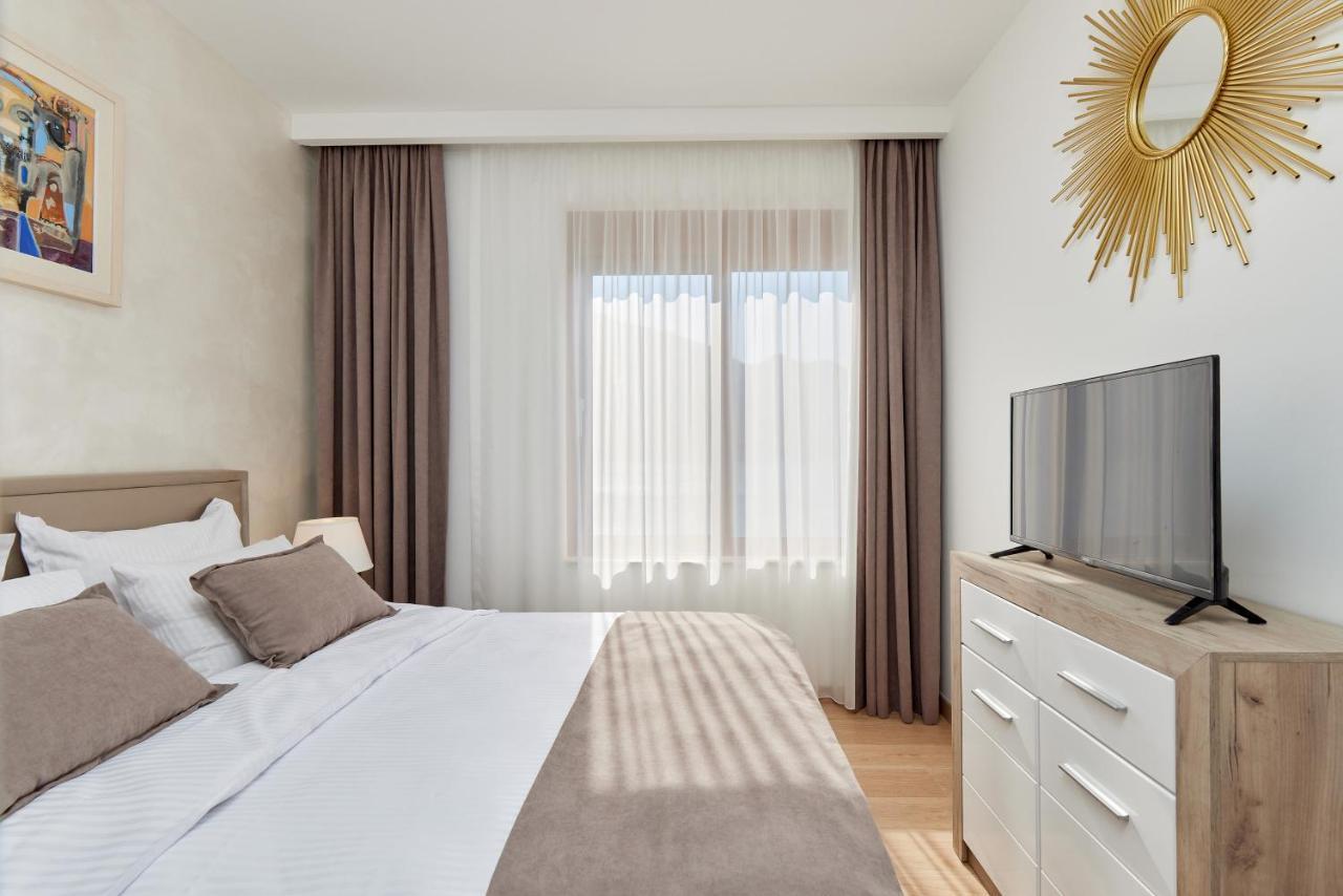 Apartment Noa With Sea View Kotor Luaran gambar