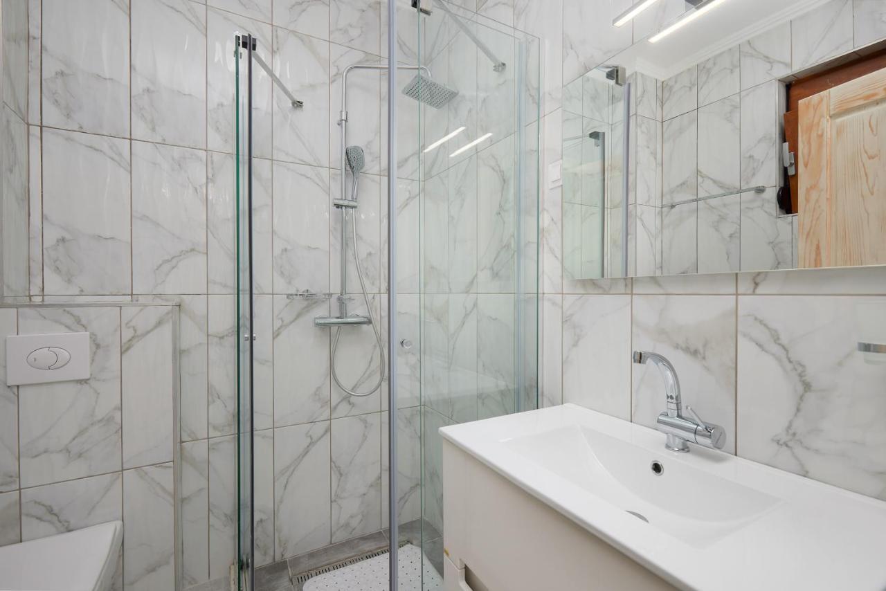 Apartment Noa With Sea View Kotor Luaran gambar