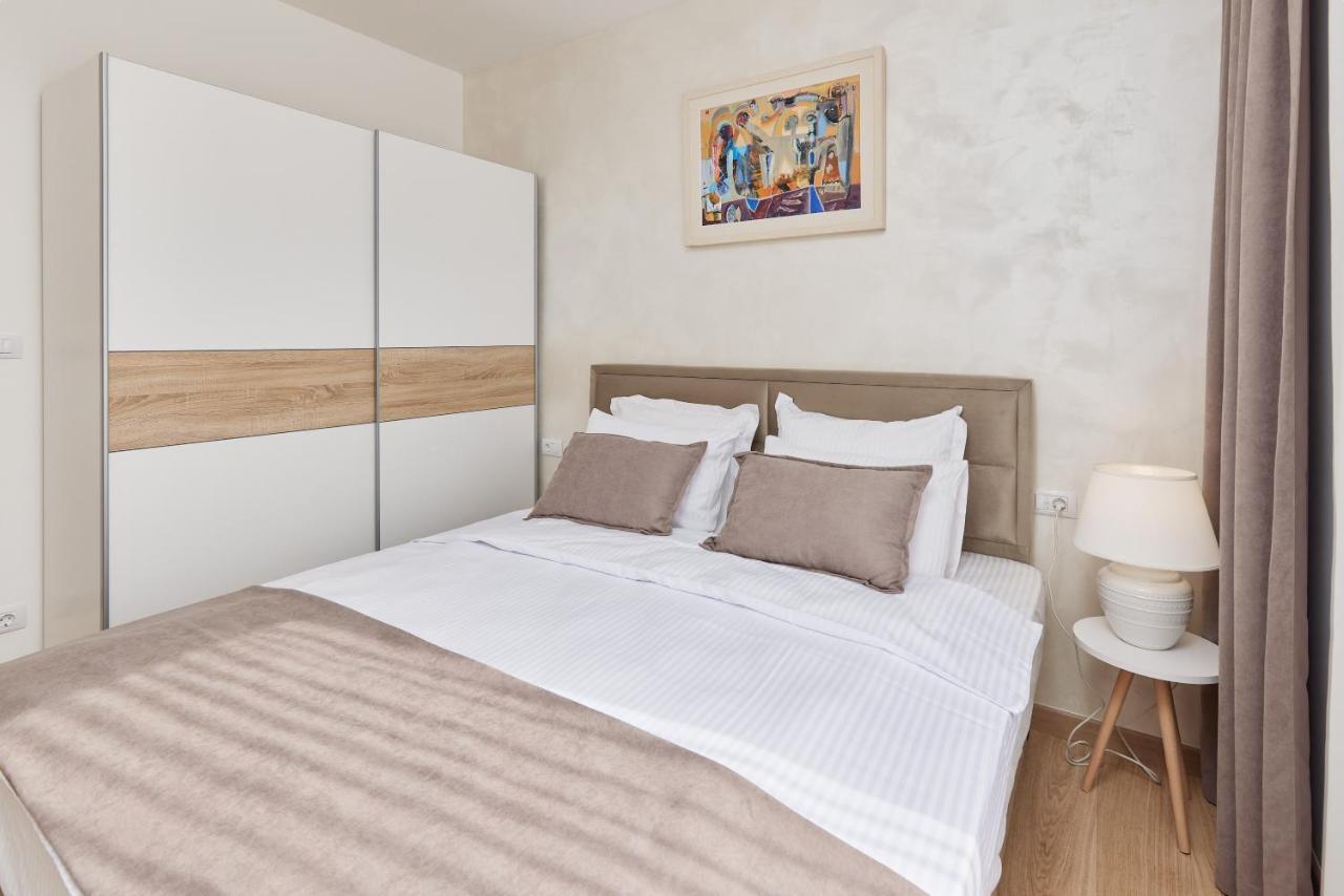 Apartment Noa With Sea View Kotor Luaran gambar